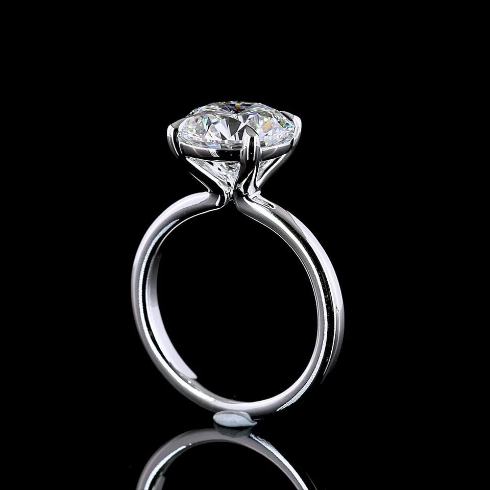 LAB-GROWN 4.02 CARAT ROUND E-F-VVS2 DIAMOND 14K WHITE GOLD SOLITAIRE RING: LAB-GROWN 4.02 CARAT ROUND E-F-VVS2 DIAMOND 14K WHITE GOLD SOLITAIRE RING Title: High-quality Brand-New Echo Friendly Elegant Lab-Grown 4.02 Carat Round E-F-VVS2 Diamond 14K White Gold Solitaire Ring 