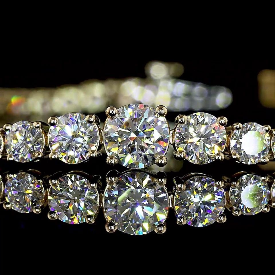 LAB-GROWN 5.78 CARAT ROUND E-F-VS1 DIAMOND 14K YELLOW GOLD TENNIS BRACELET (1 of 1)