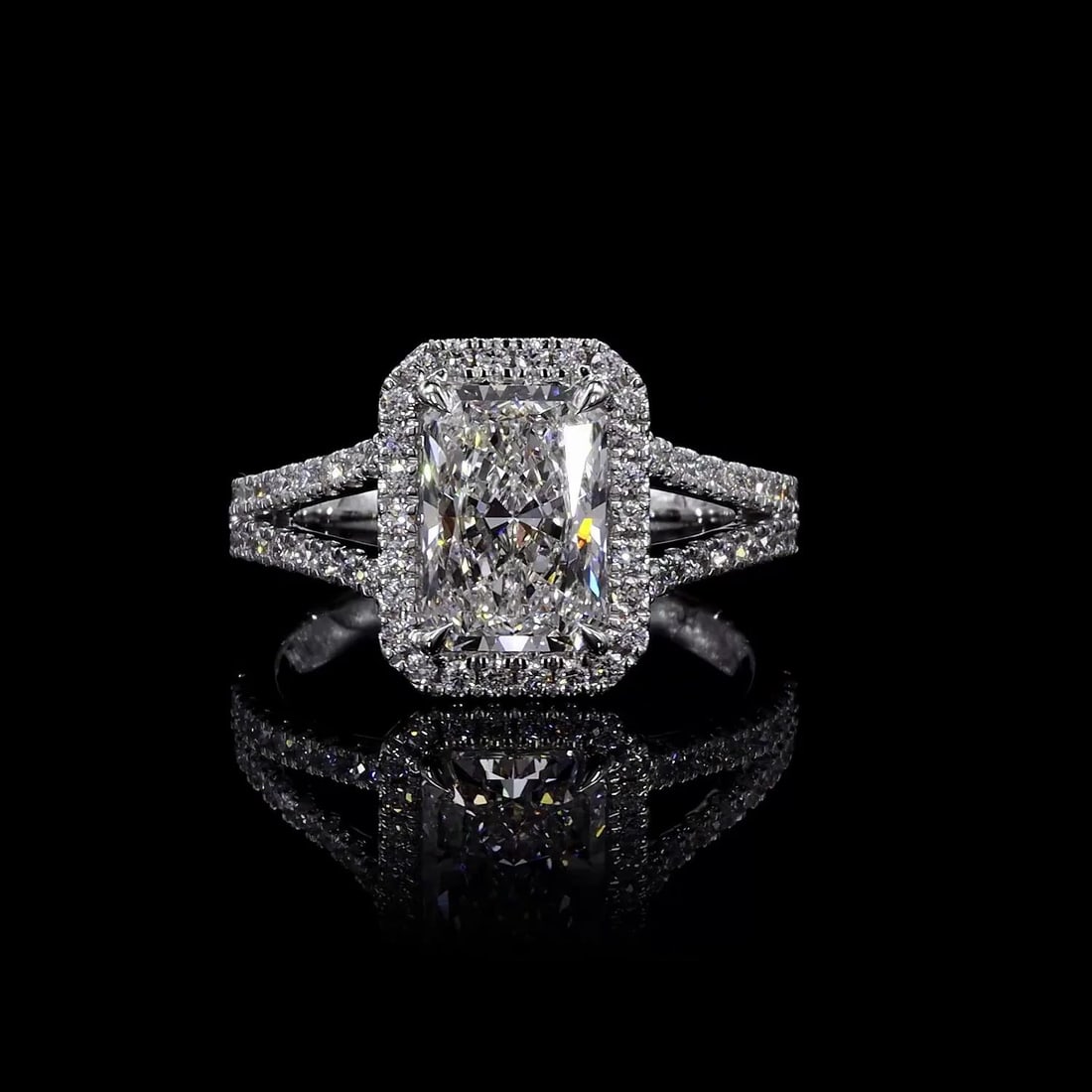 LAB-GROWN 1.99 CARAT RADIANT D-VVS2 DIAMOND PLATINUM SPLIT SHANK RING (1 of 2)