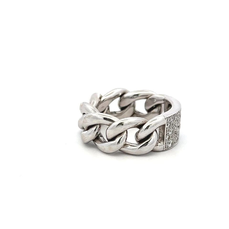DIOR 0.60 CARAT DIAMOND 18K WHITE GOLD CHAIN LINK COCKTAIL RING SIZE 6.5: DIOR 0.60 CARAT DIAMOND 18K WHITE GOLD CHAIN LINK COCKTAIL RING SIZE 6.5 Designer: DIOR Title: This authentic Dior cocktail ring features a bold chain-link design crafted in solid 18K white gold, fini