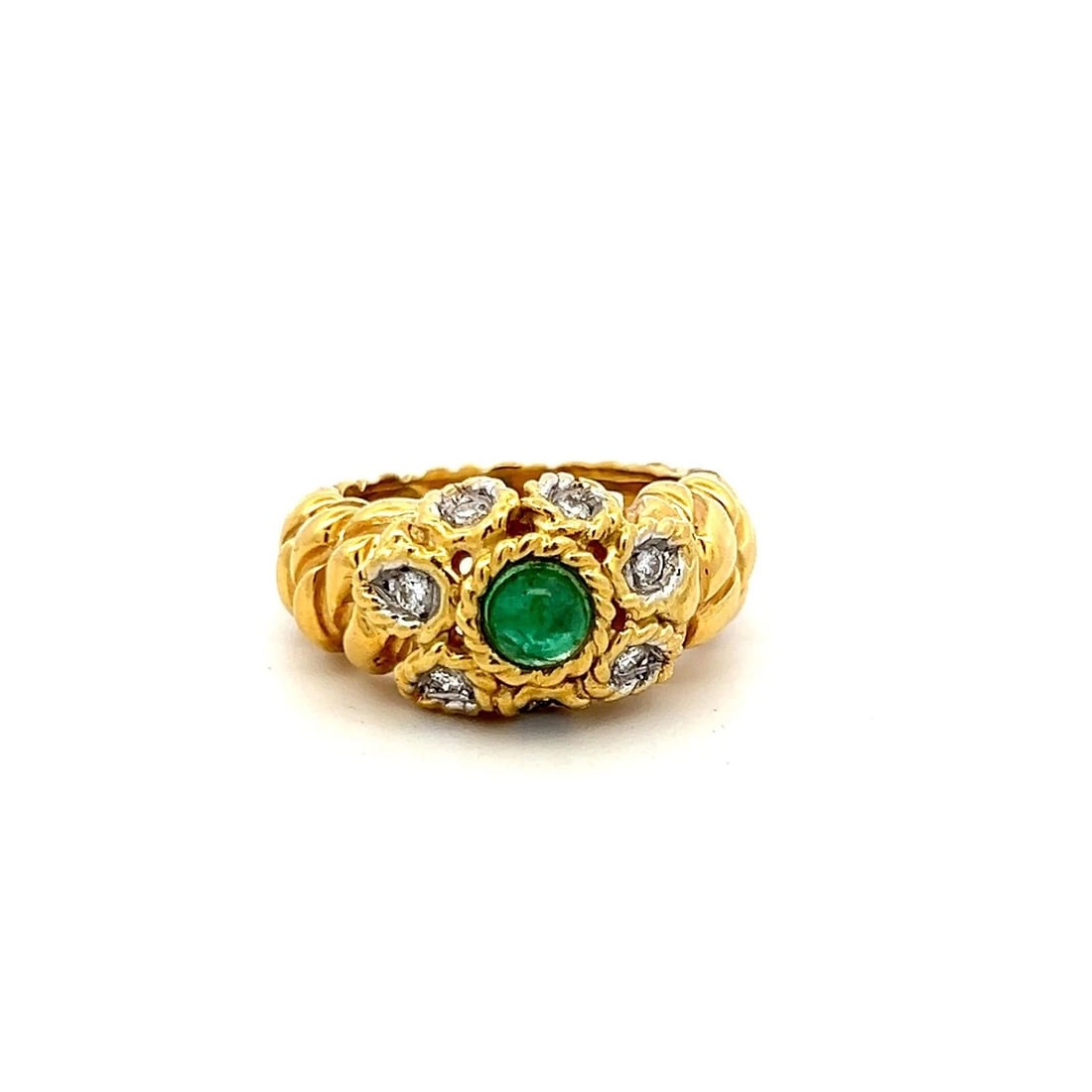 18K YG COCKTAIL RING WITH 0.07 CT ROUND I SI DIAMONDS 0.65 CT EMERALD SIZE 6.5: 18K YG COCKTAIL RING WITH 0.07 CT ROUND I SI DIAMONDS 0.65 CT EMERALD SIZE 6.5 PRODUCT DESCRIPTION Video: Video Link Detailed Description: Step into timeless elegance with this vintage 18K yellow gold