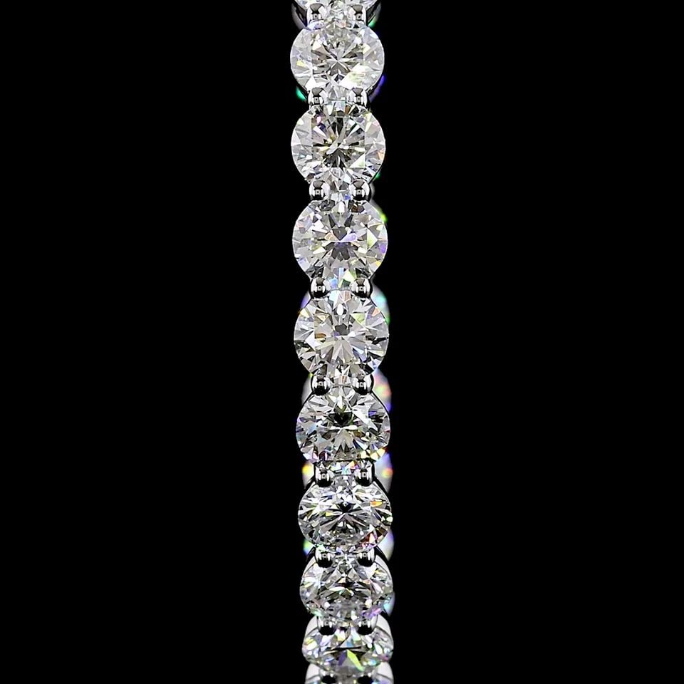 LAB-GROWN 5.08 CARAT ROUND E-F-VS DIAMOND 14K WHITE GOLD HOOPS EARRINGS: LAB-GROWN 5.08 CARAT ROUND E-F-VS DIAMOND 14K WHITE GOLD HOOPS EARRINGS Title: High-quality Brand-New Echo Friendly Elegant Lab-Grown 5.08 Carat Round E-F-VS Diamond 14K White Gold Hoops Earrings Vide