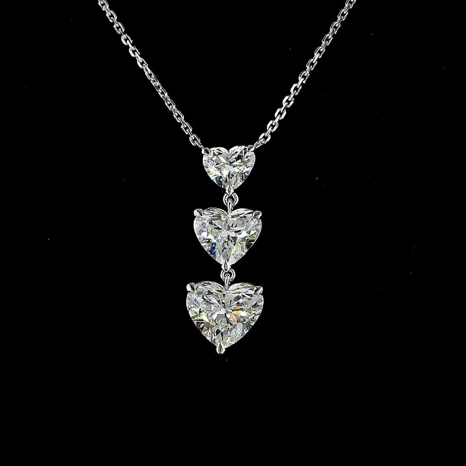 LAB-GROWN 2.99 CARAT HEART E-F-VS1 DIAMOND 14K WHITE GOLD HEART PENDANT: LAB-GROWN 2.99 CARAT HEART E-F-VS1 DIAMOND 14K WHITE GOLD HEART PENDANT Title: High-quality Brand-New Echo Friendly Elegant Lab-Grown 2.99 Carat Heart E-F-VS1 Diamond 14K White Gold Heart Pendant Vide