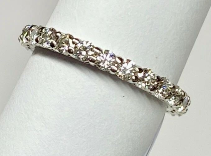 TIFFANY & CO. PLATINUM DIAMOND ETERNITY RING / BAND 2.0MM ( SIZE: 4 ) 2G: AUTHENTIC TIFFANY & CO. PLATINUM DIAMOND ETERNITY BAND 2.0MM RING-SIZE 4 Authentic Tiffany & Co. Platinum Diamond Eternity Band 2.0mm Ring-Size 4 You are bidding on a pre-owned Tiffany diamond Eternit