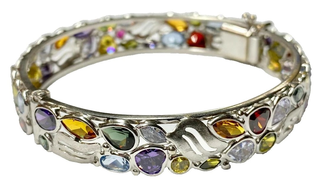 14K WHITE GOLD BANGLE WITH MULTI-COLORED NATURAL STONES 27.3G: WOMEN’S 14K WHITE GOLD BANGLE WITH MULTIPLE NATURAL COLORED STONES Women’s 14k White Gold Bangle with Multiple Natural Colored Stones You are bidding on a pre-owned Women’s 14k White Gold Bangle