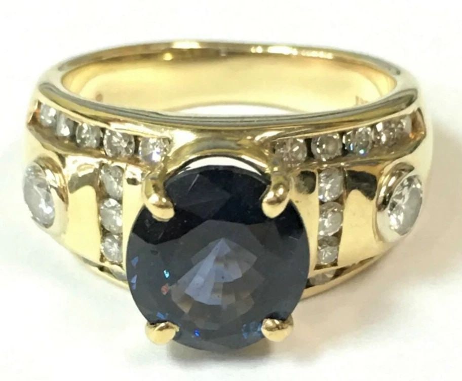 HUBERT 14K YELLOW GOLD RING WITH CENTER SPINEL AND DIAMONDS ( SIZE: 6 ) (1 of 2)