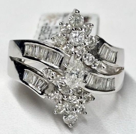 NEW 14K WHITE GOLD RING WITH 1.25CT NATURAL DIAMONDS 7.4 GRAMS (SIZE 7.75): 14K WHITE GOLD RING WITH 1.25CT DIAMONDS NEW 14k White Gold Ring with 1.25ct Diamonds NEW You are bidding on a new with defects Women's 14k White Gold Ring with 1.25ct Diamonds. The ring has minor scu