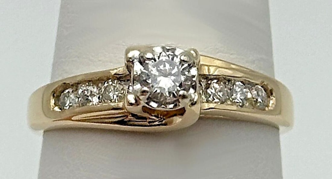 14K YELLOW GOLD ENGAGEMENT RING WITH 0.50CTW DIAMONDS (SIZE 8.5) 3.6 GRAM (1 of 2)