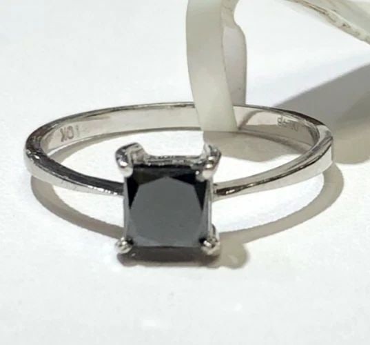 NEW 10K WHITE GOLD RING WITH 1CT BLACK DIAMOND SOLITAIRE (SIZE 7) 1.5 GRAM (1 of 1)