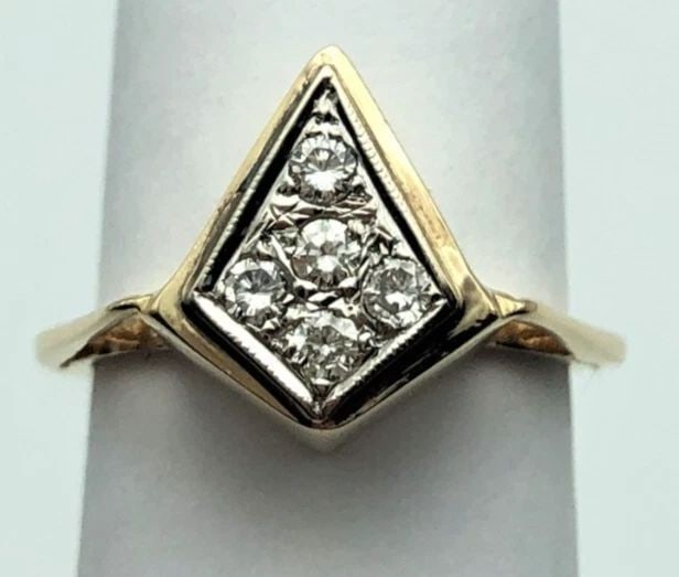 14K YELLOW GOLD KITE SHAPED RING WITH 0.20CTS NATURAL DIAMONDS (SIZE: 5.5) 3.9G (1 of 2)