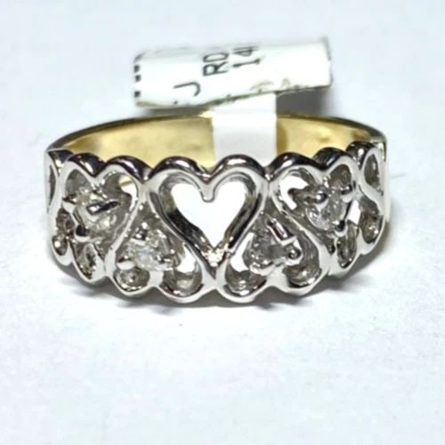 NEW WOMEN'S 14K 2 TONED WHITE/YELLOW GOLD HEART RING WITH 0.20CT DIAMONDS S7.25: WOMEN'S 14K TWO TONED WHITE/YELLOW GOLD HEART RING WITH 0.20CT DIAMONDS S7.25 Women's 14K Two Toned White/Yellow Gold Heart Ring with 0.20CT Diamonds (Size 7.25) You are bidding on a new with tags Wom