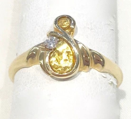 14K YELLOW GOLD RING WITH DIAMOND AND 24K NUGGET INLAY (SIZE 6.75) 3.4 GRAMS (1 of 1)
