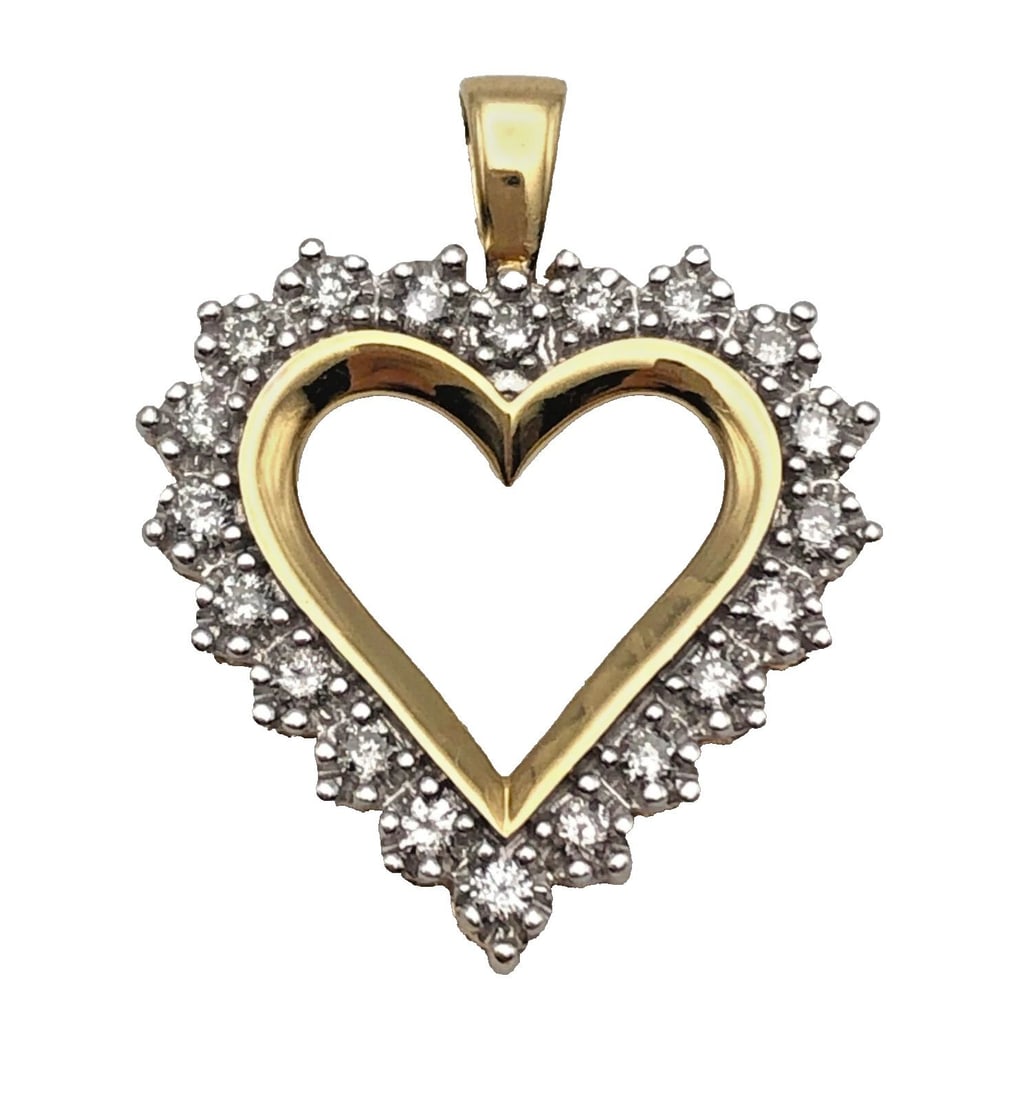 10K GOLD HEART PENDANT WITH 0.40CTS NATURAL DIAMONDS 2.4 GRAM: 10K YELLOW GOLD HEAT PENDANT SET WITH 0.40CTS DIAMONDS 10k Yellow Gold Heat Pendant set with 0.40cts Diamonds You are bidding on a 10k Yellow Gold Heat Pendant set with 0.40cts Diamonds. The piece has