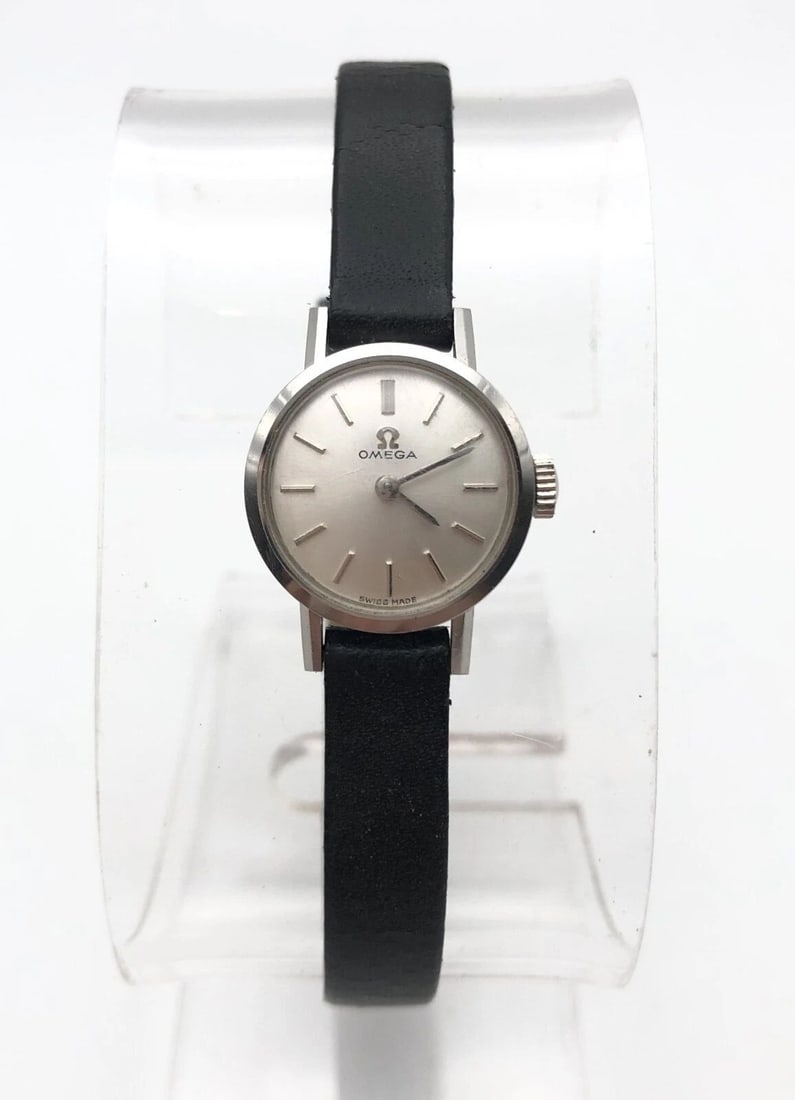 VINTAGE OMEGA STAINLESS STEEL WATCH 17 JEWELS (1 of 2)