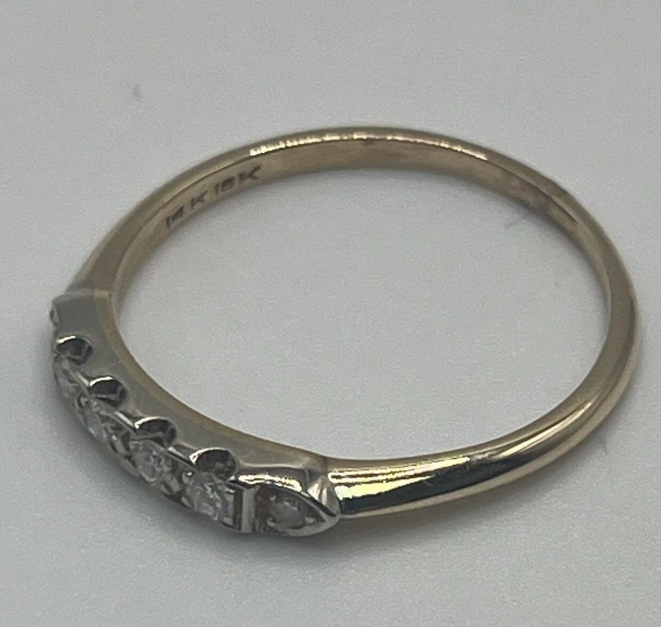 ART DECO GRANAT BROS 1930-40 ANTIQUE 14 & 18K YG & DIAMOND WEDDING RING SIZE 8: ART DECO GRANAT BROS 1930-40 ANTIQUE 14 & 18K YG & DIAMOND WEDDING RING SIZE 8 ART DECO GRANAT BROS 1930-40 ANTIQUE 14 & 18K YG & DIAMOND WEDDING RING SIZE 8 This stunning Art Deco ring by Granat Bros