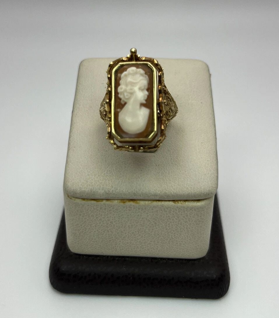 VINTAGE 14K CAMEO RING WITH SPINNER TO ONYX STONE - SIZE 4 (1 of 2)