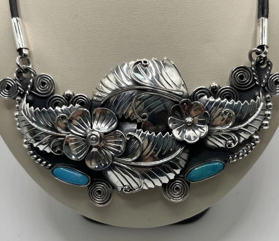 RARE VINTAGE MEXICAN CII WESTERN STERLING SILVER HUGE PENDANT NECKLACE TURQUOISE (1 of 1)