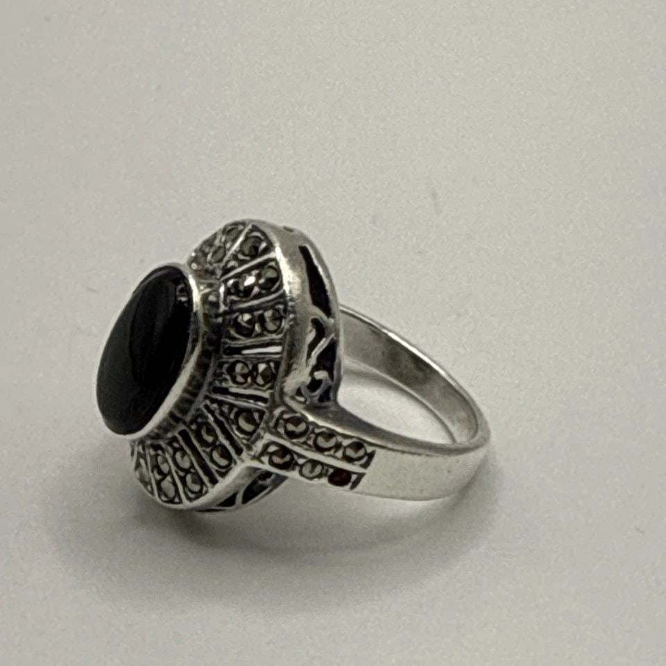STERLING SILVER, MARCASITE & BLACK ONYX RING SIZE 6 (1 of 1)