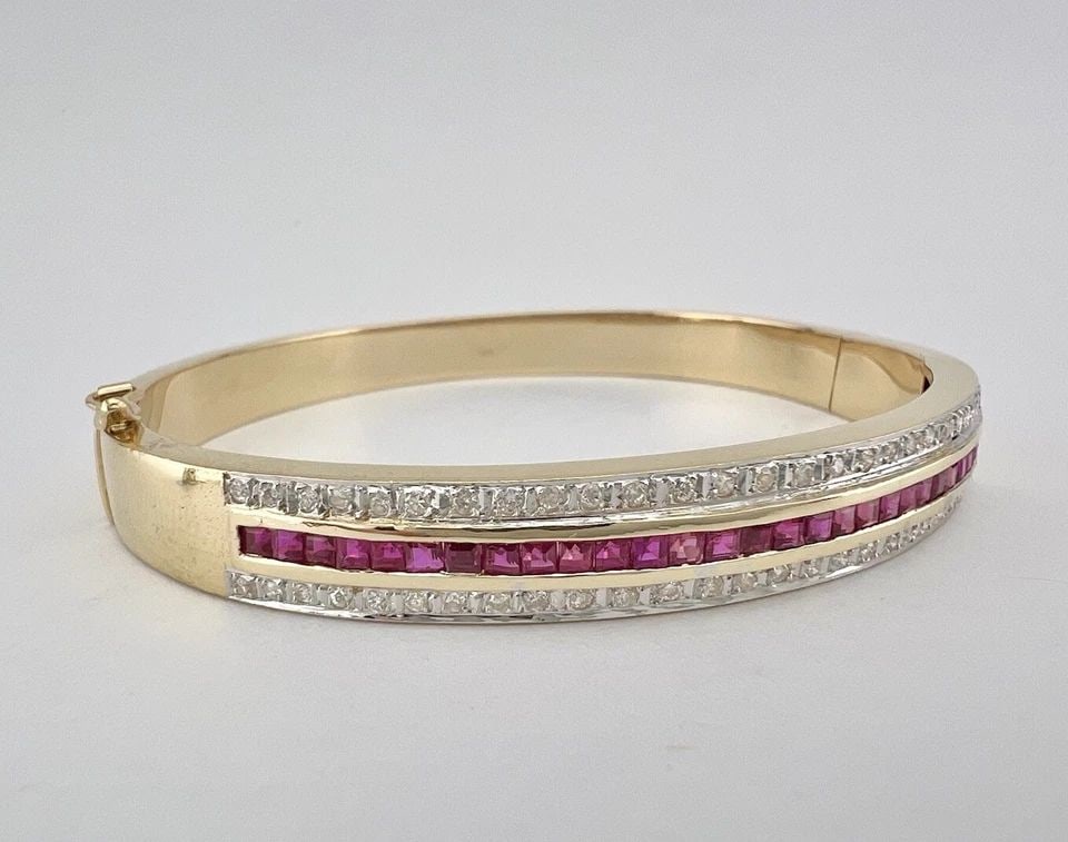 DESIGNER 14K YELLOW GOLD PRINCESS CUT RUBY & DIAMOND BANGLE BRACELET 22G (1 of 2)