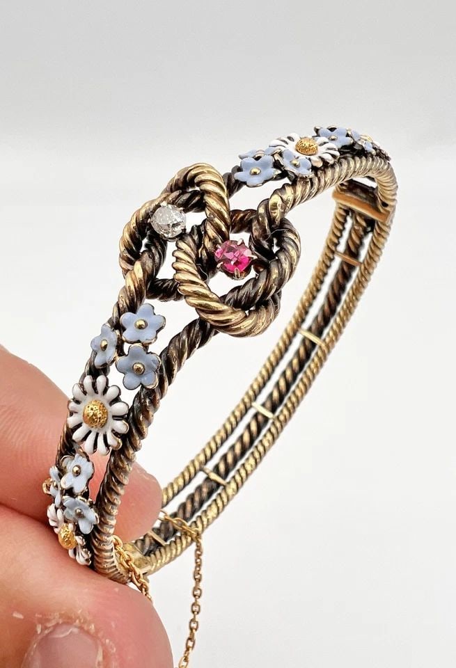 VICTORIAN 14K GOLD ENAMEL DAISY FLOWERS ROSE CUT DIAMOND & RUBY BANGLE BRACELET (1 of 2)