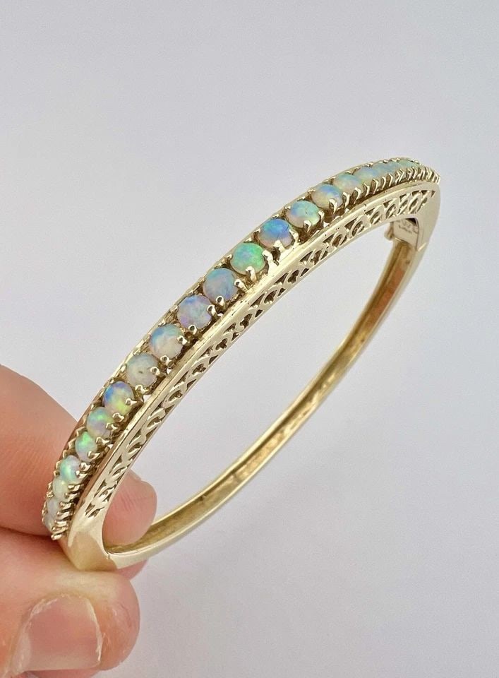 ANTIQUE 14K YELLOW GOLD PRONG SET FIRE OPAL HINGED BANGLE BRACELET 16.2G (1 of 2)