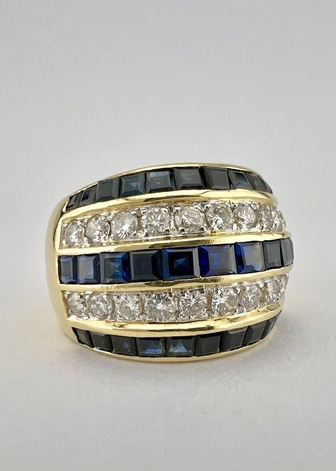 DESIGNER 18K YELLOW GOLD CHANNEL SET PRINCESS CUT SAPPHIRE & DIAMOND DOME RING: DESIGNER 18K YELLOW GOLD CHANNEL SET PRINCESS CUT SAPPHIRE & DIAMOND DOME RING Designer 18K Yellow Gold Channel Set Princess Cut Sapphire & Diamond Dome Ring Size: 7.25 - Can be Resized With Out Damag