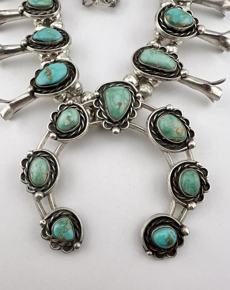 VTG NAVAJO STERLING SILVER FOX TURQUOISE SQUASH BLOSSOM NECKLACE 22" -161.2G (1 of 2)