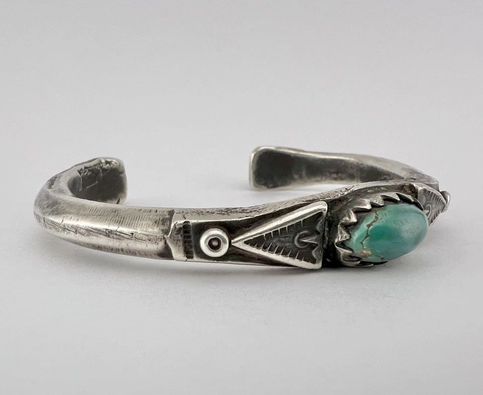 VTG JOCK FAVOUR INGOT COIN SILVER NATURAL TURQUOISE STAMPED CUFF BRACELET #2 (1 of 2)