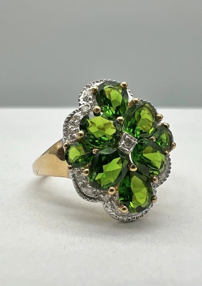 DESIGNER 14K YELLOW GOLD NATURAL CHROME DIOPSIDE & DIAMOND FLOWER RING (1 of 2)