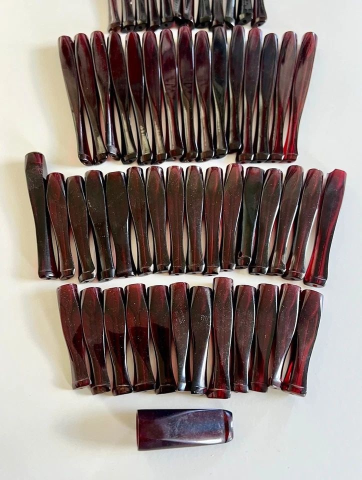 56 - VINTAGE ART DECO CHERRY AMBER BAKELITE CIGARETTE HOLDER LOT - (352.6 GRAMS) (1 of 2)