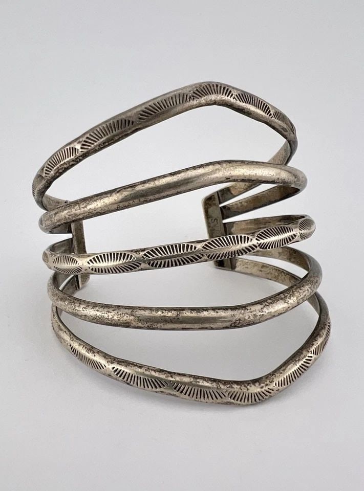 BIG VTG FRED HARVEY NAVAJO STERLING STAMPED CARINATED 5 ROW WIDE CUFF BRACELET (1 of 2)