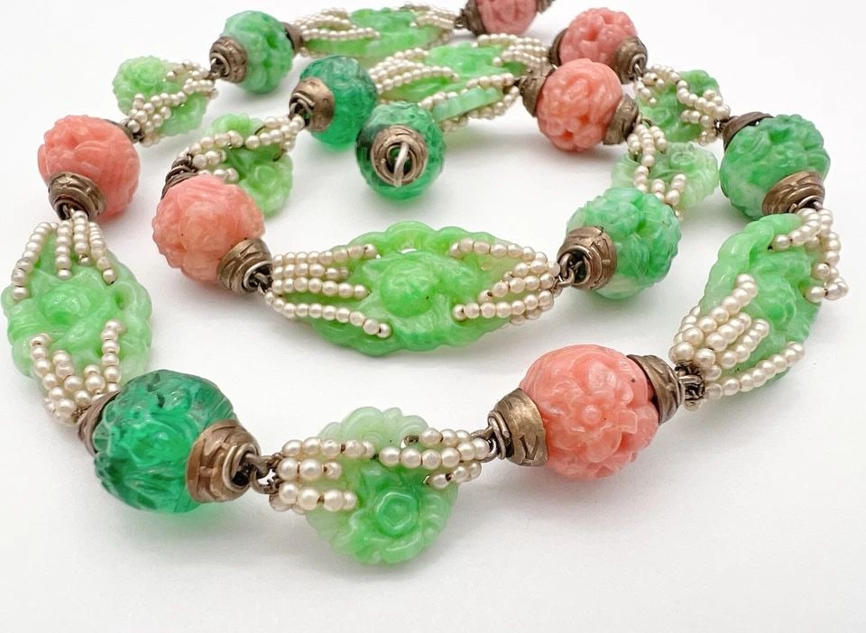1930 CZECH ART DECO MOLDED JADE GLASS SEED PEARL FLOWER STERLING SILVER NECKLACE (1 of 2)