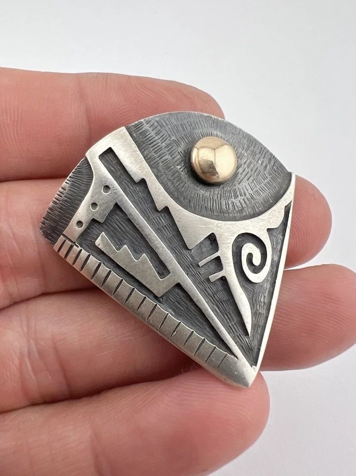 VINTAGE CLEMENT HONIE HOPI STERLING SILVER & 14K GOLD TRIBAL OVERLAY PENDANT: VINTAGE CLEMENT HONIE HOPI STERLING SILVER & 14K GOLD TRIBAL OVERLAY PENDANT Vintage Clement Honie Hopi Sterling Silver & 14k Gold Tribal Overlay Pendant Size: 1 5/8" Tall by 1 5/8" Wide Weight is 9.5