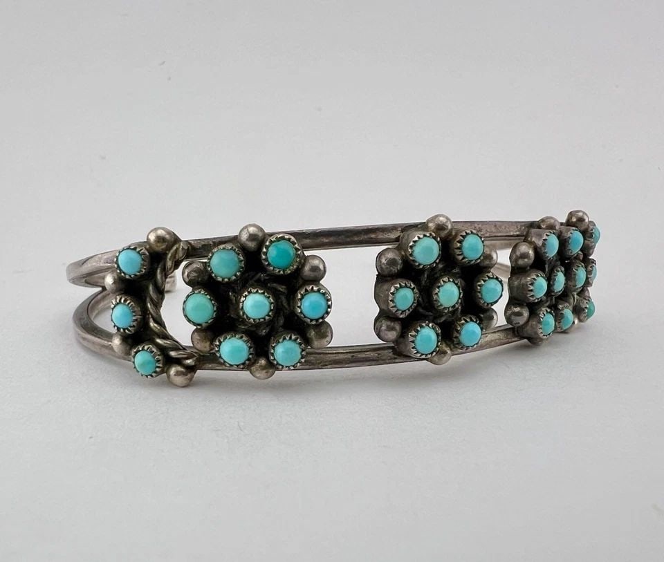 VTG ZUNI TURQUOISE STERLING SILVER PETIT POINT SNAKE EYE FLOWER CUFF BRACELET (1 of 2)