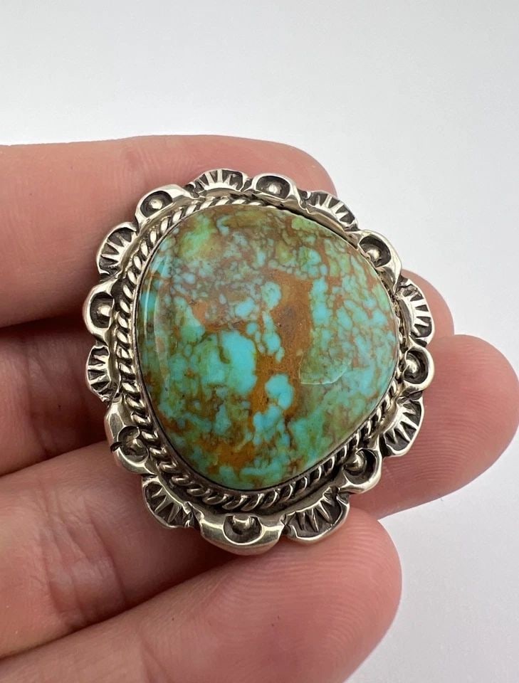 VTG NAVAJO STERLING SILVER WEBBED TURQUOISE MOUNTAIN STAMPED BOLO TIE 1.5" (1 of 2)