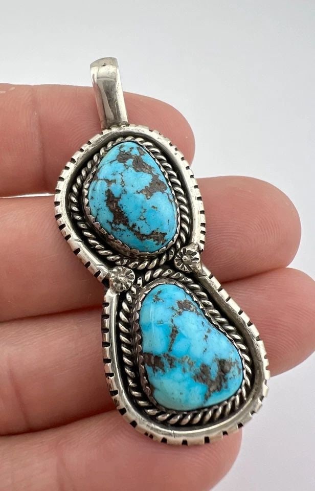 VTG TOM WILLETO NAVAJO STERLING SILVER KINGMAN BIRDSEYE TURQUOISE PENDANT 2 1/8" (1 of 2)