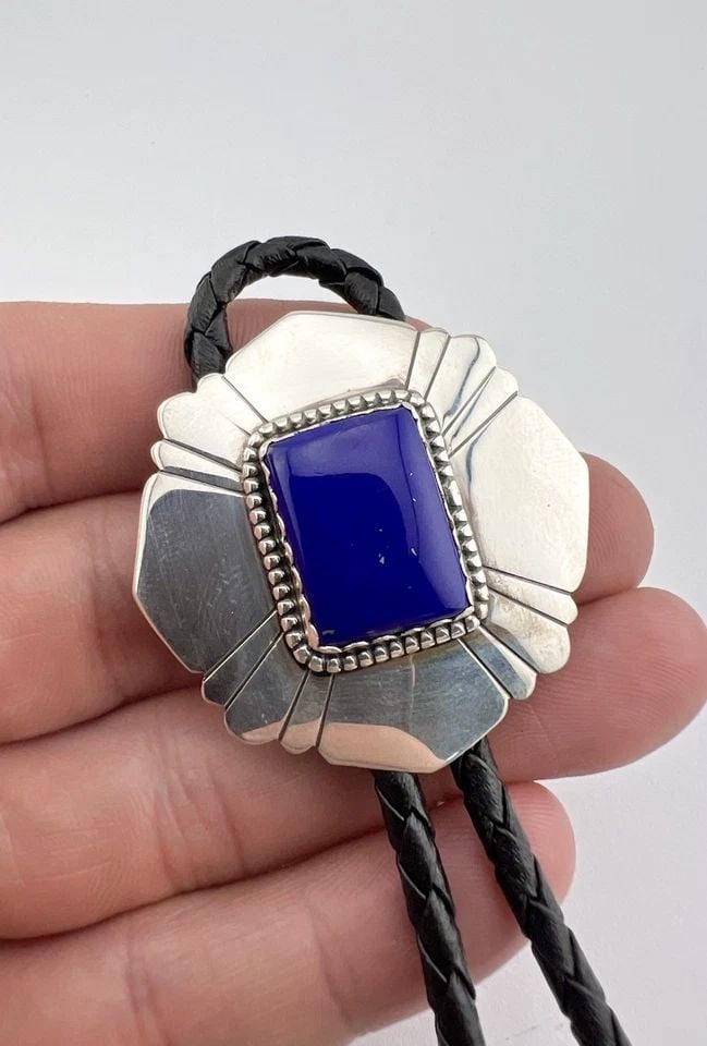 VTG NAVAJO STERLING SILVER STAMPED RECTANGLE BLUE LAPIS LAZULI BOLO TIE 1 5/8" (1 of 2)