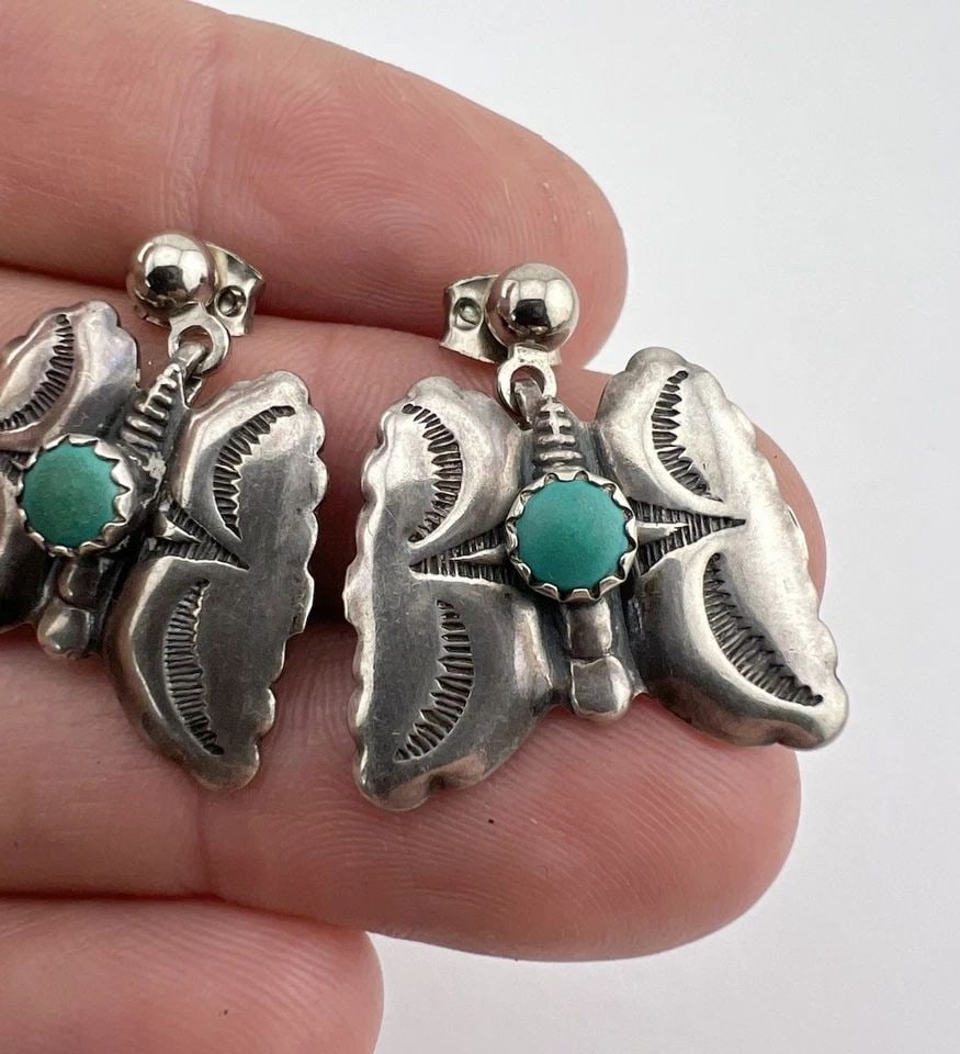 FRED HARVEY STYLE NAVAJO STERLING SILVER TURQUOISE STAMPED BUTTERFLY EARRINGS: FRED HARVEY STYLE NAVAJO STERLING SILVER TURQUOISE STAMPED BUTTERFLY EARRINGS Vtg Fred Harvey Style Navajo Sterling Silver Turquoise Stamped Butterfly Earrings Size: 1" Tall With Dangle & Just Under 1