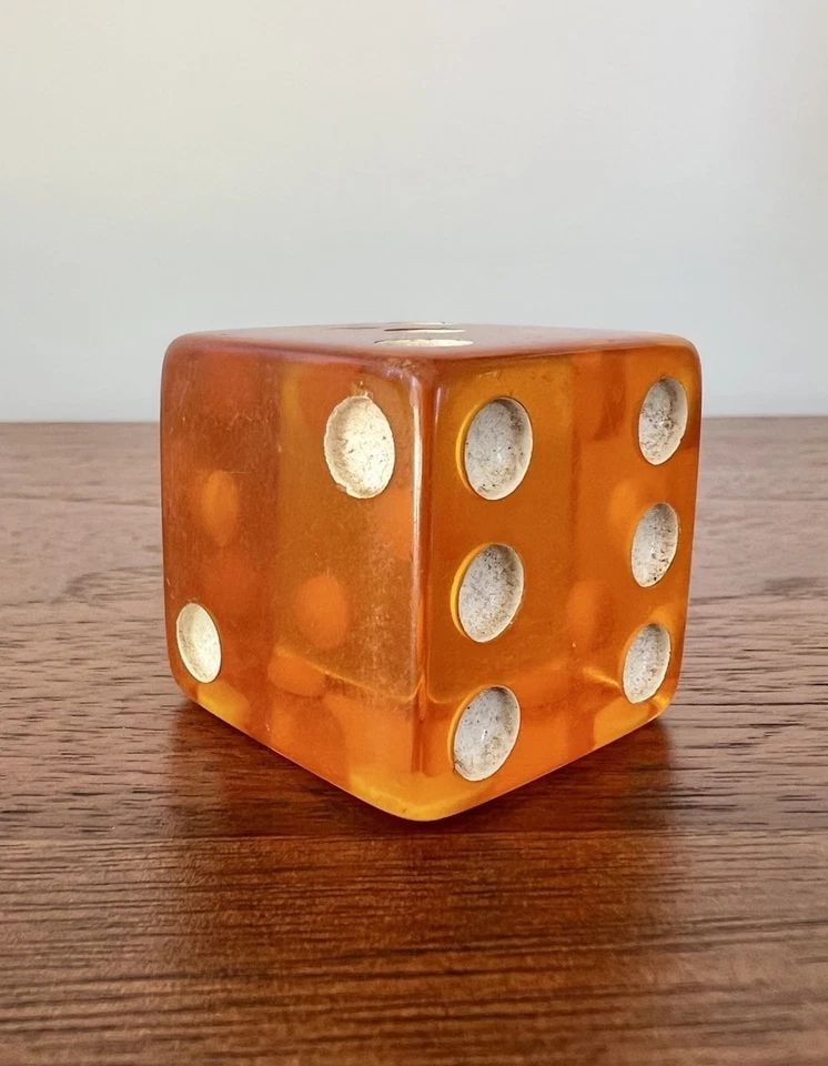 RARE VINTAGE 1.5" ORANGE BAKELITE TRANSLUCENT DICE - 66.2 GRAMS (1 of 2)