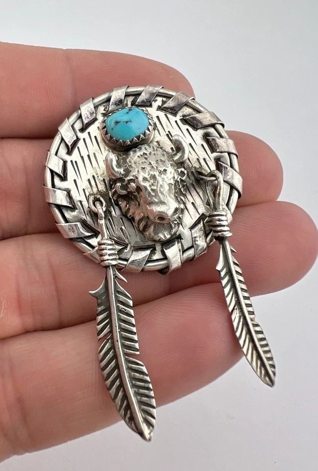 VTG NAVAJO STERLING SILVER TURQUOISE STAMPED BUFFALO BISON FEATHER PENDANT 2.25" (1 of 2)