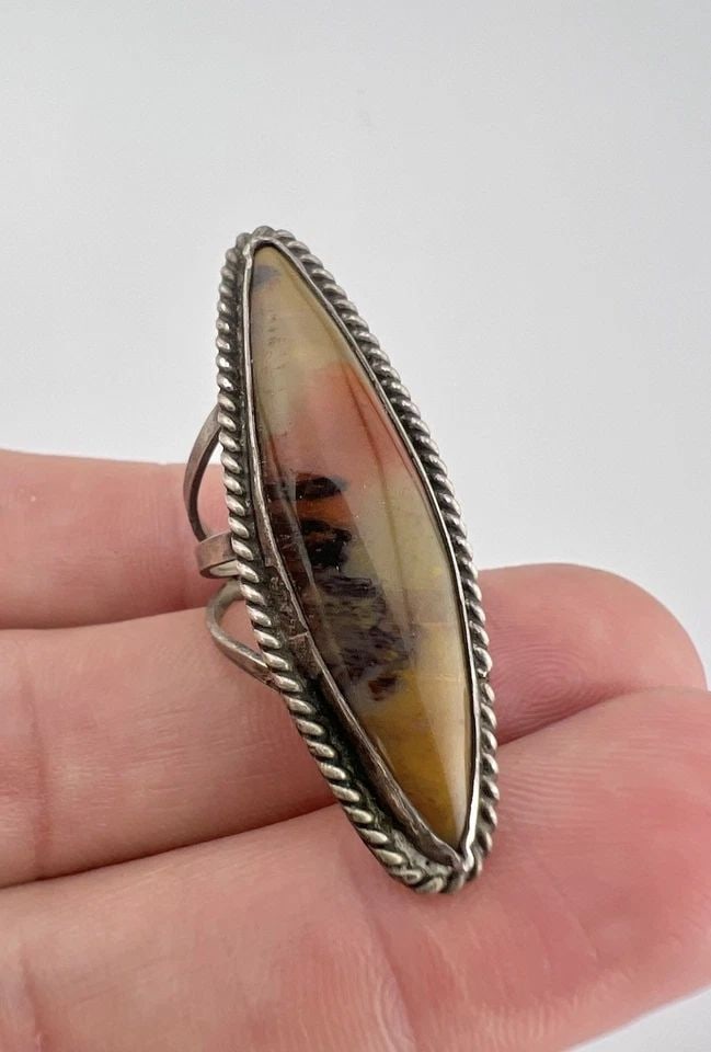 HUGE OLD FRED HARVEY ERA NAVAJO PETRIFIED WOOD AGATE STERLING SILVER RING 1 5/8" (1 of 2)
