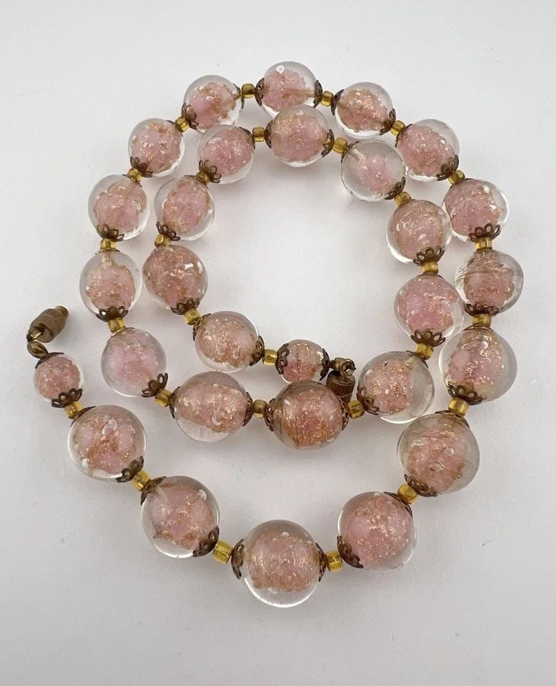 VINTAGE VENETIAN MURANO GLASS FOILED PINK & GOLD NECKLACE 20" (1 of 2)