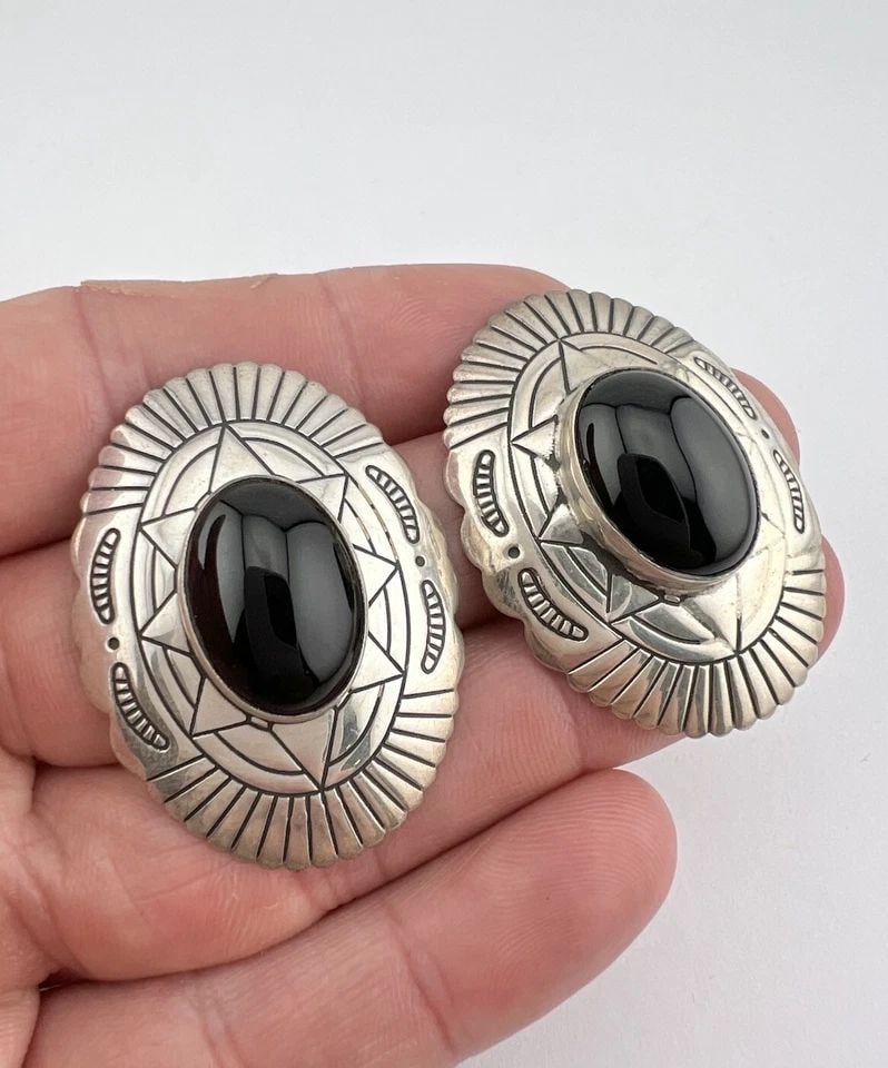 HUGE VTG NAVAJO STERLING SILVER BLACK ONYX CONCHO STAMPED POST EARRINGS 1 5/8" (1 of 2)