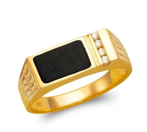 NEW 14K YELLOW GOLD MEN'S FULL CUT ONYX RING: NEW 14K YELLOW GOLD MEN'S FULL CUT ONYX RING MEN'S FULL CUT ONYX RING NEW 14K YELLOW GOLD SIZE Apx: 7mm Apx WEIGHT: 6.8g