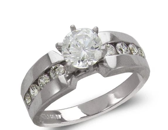 NEW 14K WHITE GOLD LADIES FASHION WHITE SOLITAIRE RING: NEW 14K WHITE GOLD LADIES FASHION WHITE SOLITAIRE RING LADIES FASHION WHITE SOLITAIRE RING NEW 14K WHITE GOLD Apx. WIDTH: 7mm Apx. WEIGHT: 5.7g