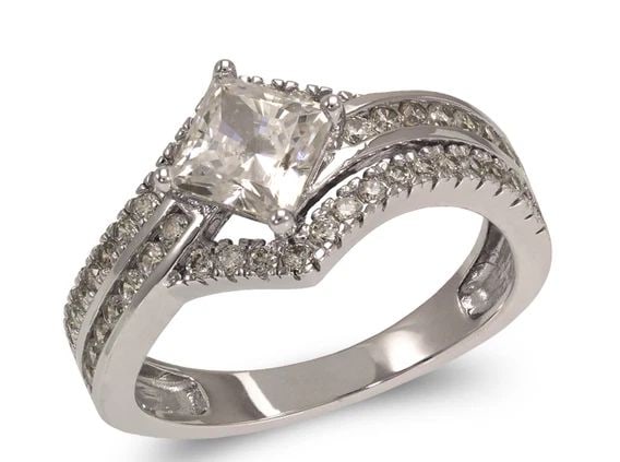 NEW 14K WHITE GOLD LADIES FANCY WHITE DIAMOND SOLITAIRE RING (1 of 2)