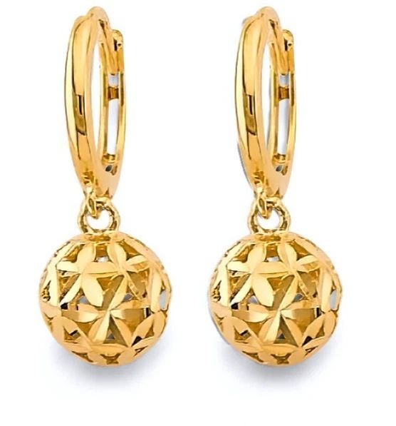 NEW 14K YELLOW GOLD DESIGN BALL HUGGIES EARRINGS (1 of 2)