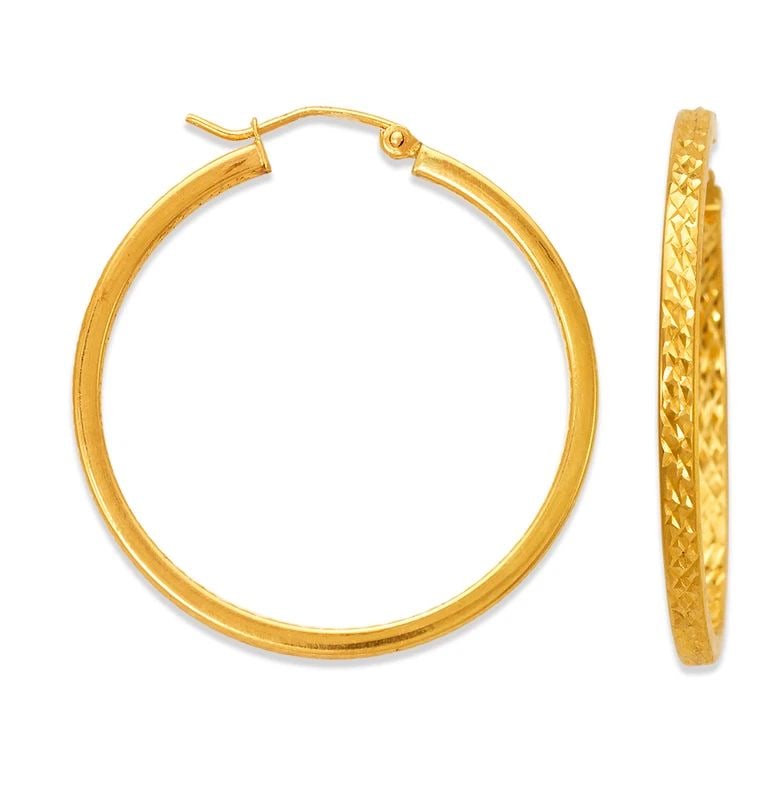 NEW 14K YELLOW GOLD 3MM SQUARE TUBE HOOP EARRINGS: NEW 14K YELLOW GOLD 3MM SQUARE TUBE HOOP EARRINGS 3MM SQUARE TUBE HOOP EARRINGS NEW 14K YELLOW GOLD Width: Approx. 3mm Apx WEIGHT: 2.2g