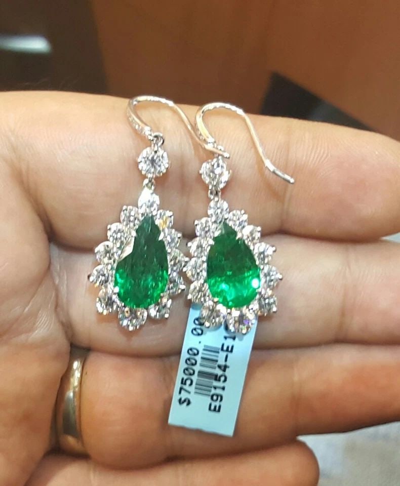 18K WHITE GOLD GREEN EMERALD & DIAMOND DROP EARRINGS – 10.83CT. (1 of 2)