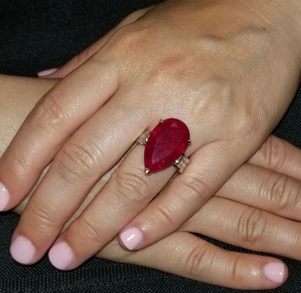 26.15 CT. VINTAGE PLATINUM 18K YELLOW GOLD ENGAGEMENT RING FILLED PEAR RUBY (1 of 1)